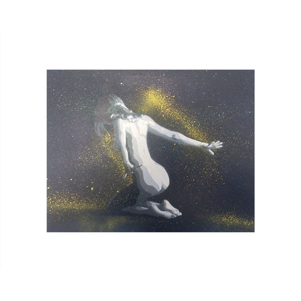 A figura feminina, em pose de joelhos e de costas com os braços esticados para trás. O fundo é preto, com esfumados de luz, de onde emergem jactos e drips de tinta (criados com needle cap) que esvoaçam dinamicamente em torno do corpo, seguindo o alongamento da pose.