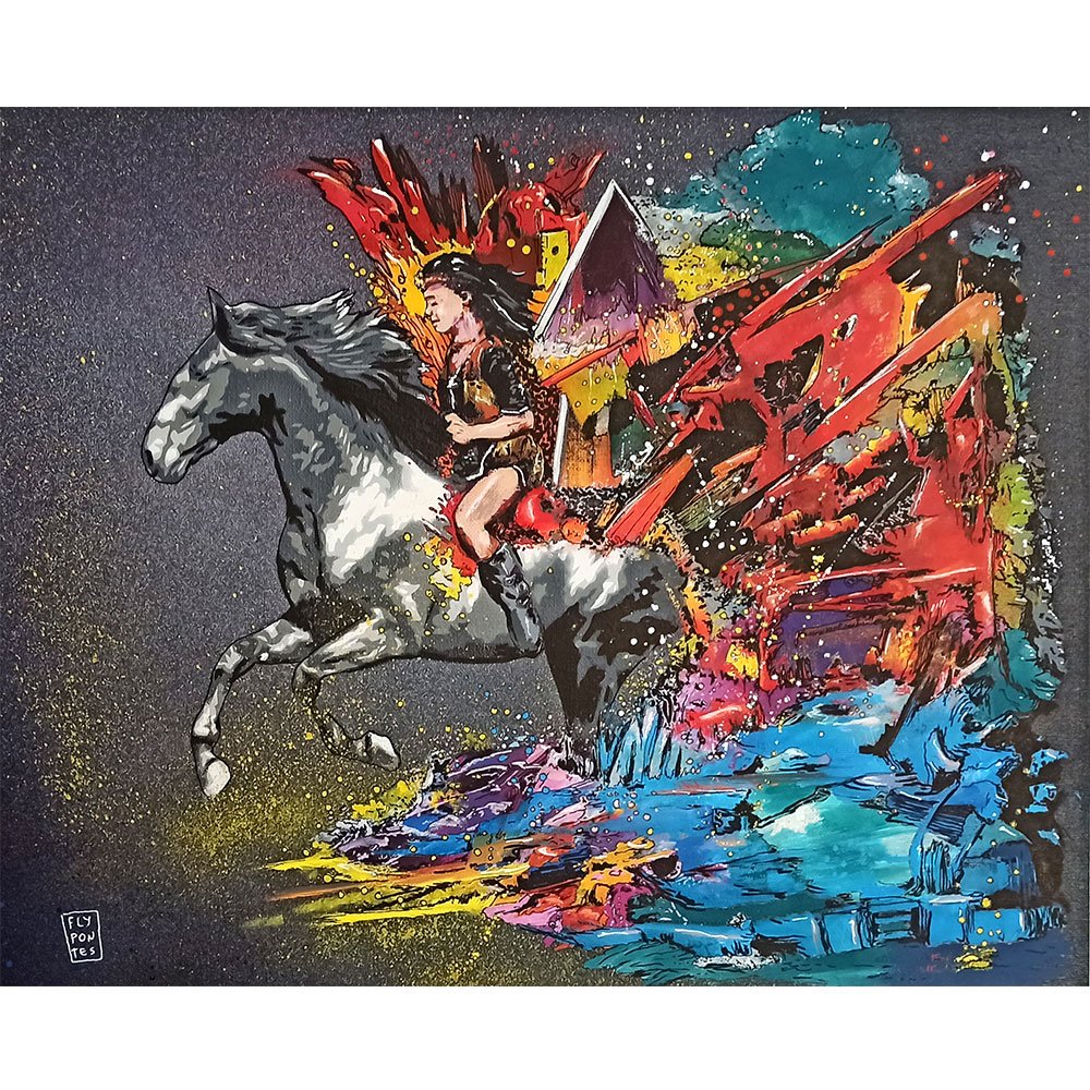 Tela de 40cm x 50cm que funde o stencil e o abstrato. O cavalo cinzento (stencil) e a mulher amazonas (marcadores) emergem de uma paisagem de cores intensas (azuis, laranjas, verdes) que simulam montanhas e rios. O fundo preto com salpicos brancos evoca um céu estrelado. Disponível na Loja.