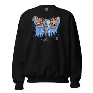 Sweatshirt preta de gola redonda 'Elefante-Borboleta' de Fly Pontes. Design surrealista com impressão digital DTG premium. Arte exclusiva, conforto e produção sustentável.