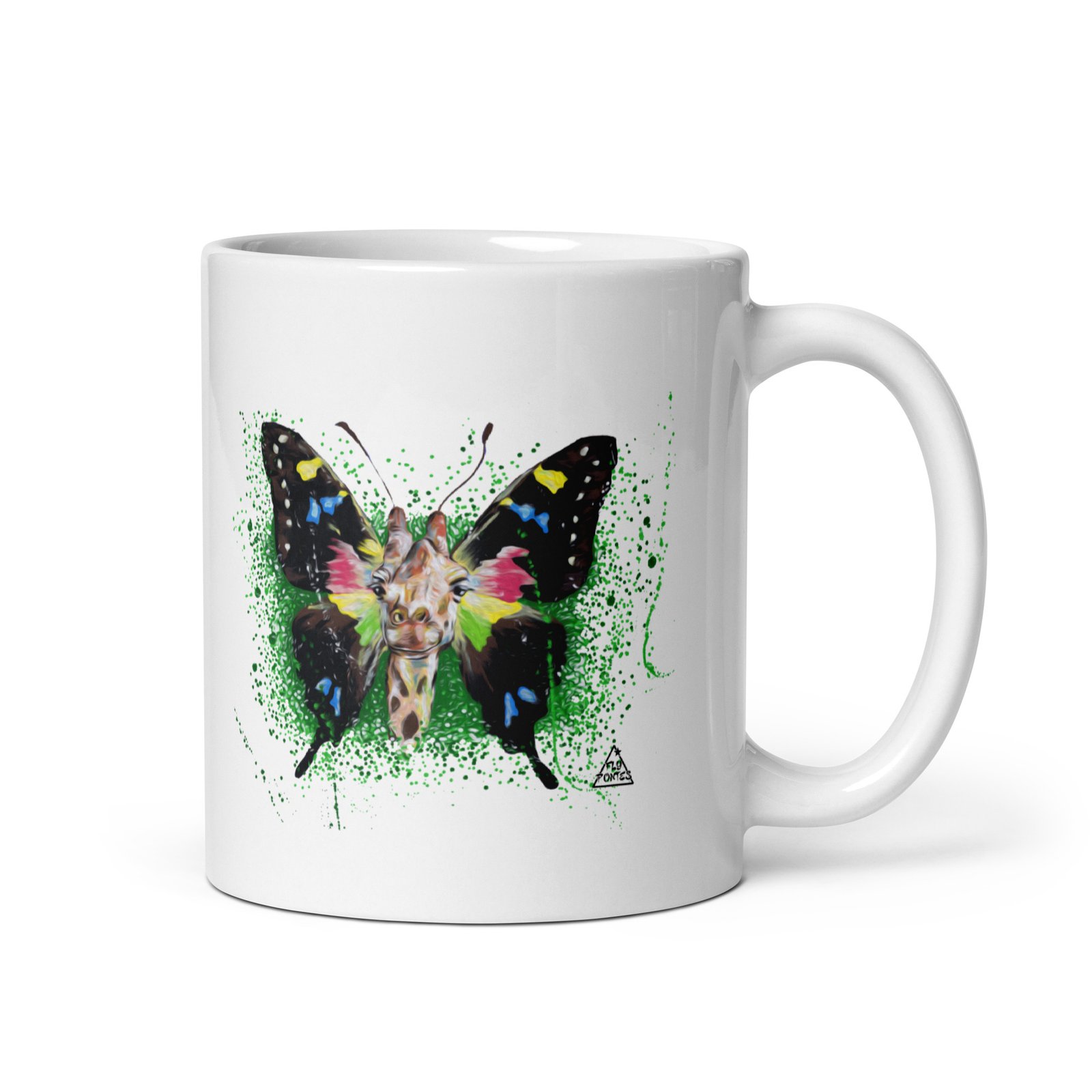 Caneca branca brilhante com a ilustração 'Girafa-Borboleta' de Fly Pontes. Um design surrealista exclusivo para o seu café ou chá. Arte de autor com produção sustentável.